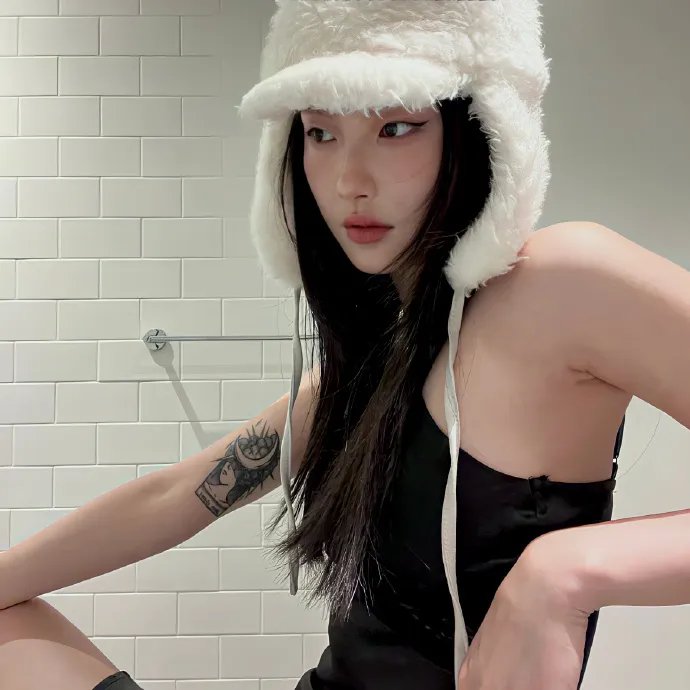 女人进城 海报